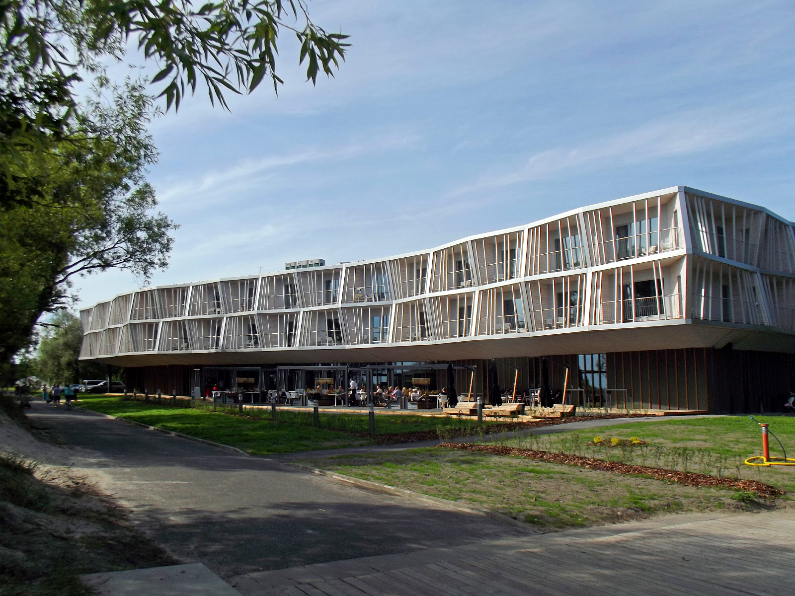 Pärnu (Пярну, Pernau)